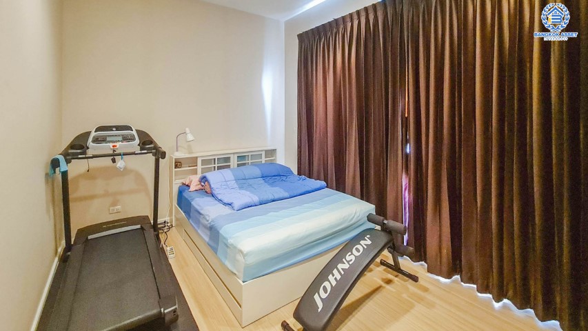 *****ทาวน์โฮมมือสองย่านนนทบุรี ม.บ้านกลางเมือง รัตนาธิเบศร์ หลังมุม เนื้อที่กว้าง 18.50 ตร.ว.  ฟังก์ชัน 3 ห้องนอน 3 ห้องน้ำ ที่จอดรถ 2 คัน แถมเฟอร์นิเจอร์บิ้วอินทั้งบ้าน! ทำเลเดินทางสะดวก เพียง 10 นาทีถึงรถไฟฟ้าสายสีม่วง "สถานีแยกนนทบุรี 1"